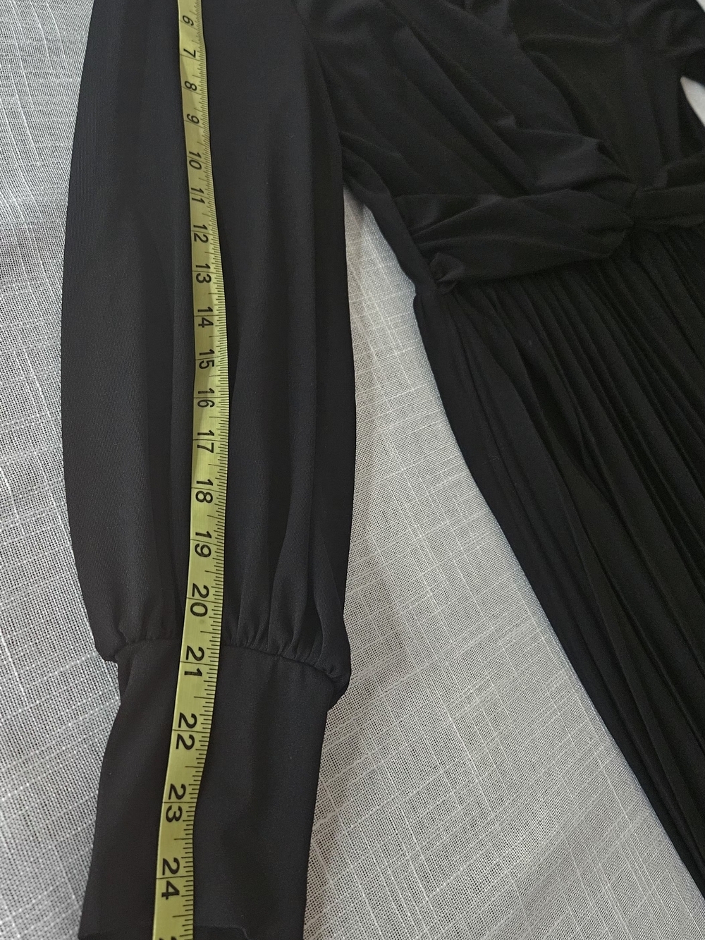 ELOQUII Black Twist-Front Pleated Midi Dress Long Sleeve V-Neck Plus Size - Picture 12 of 13